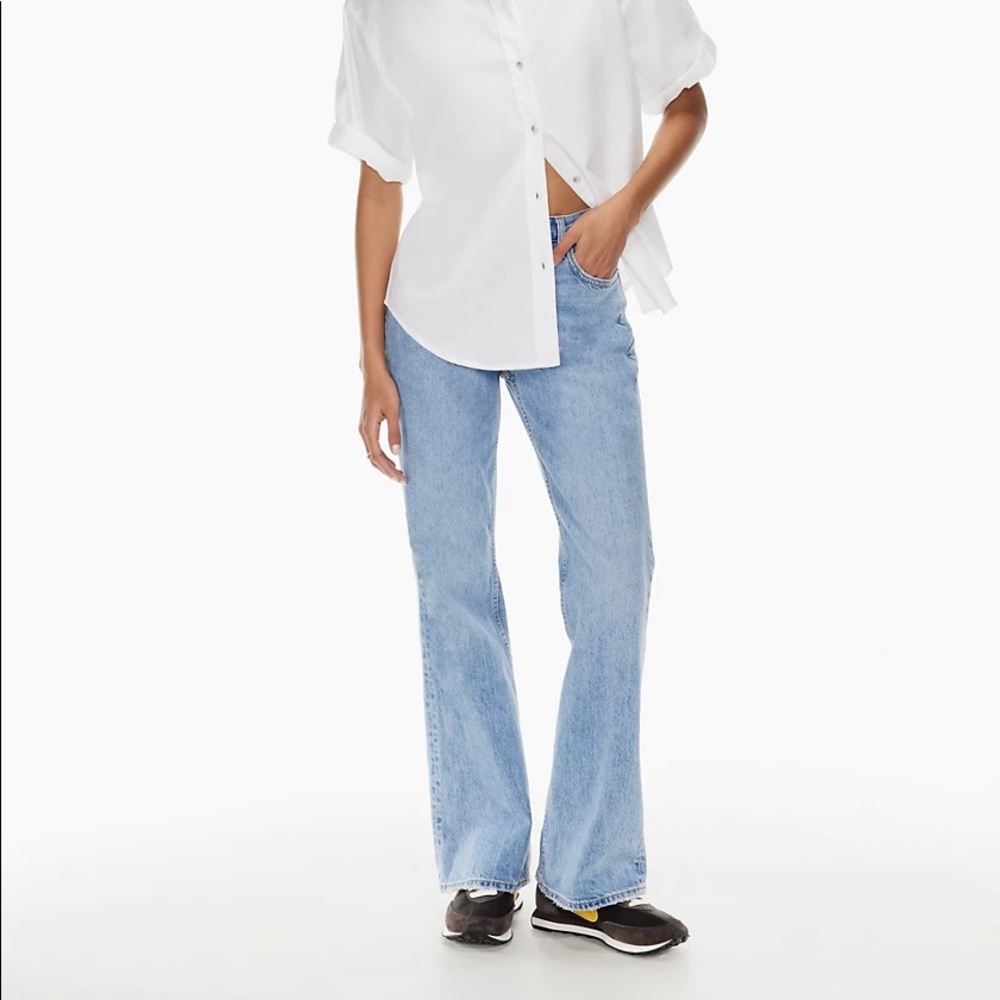 Aritzia Marianne Mid rise Loose Flare Jeans